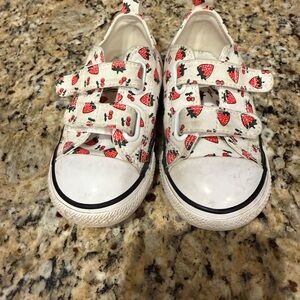 Kids Strawberry Print Sneakers - White